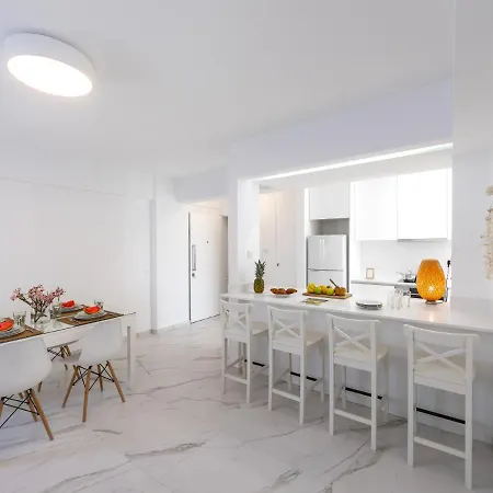 Mackenzie Leo Seafront Apartment Larnaca