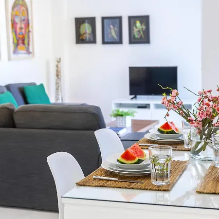 Mackenzie Leo Seafront * Larnaca