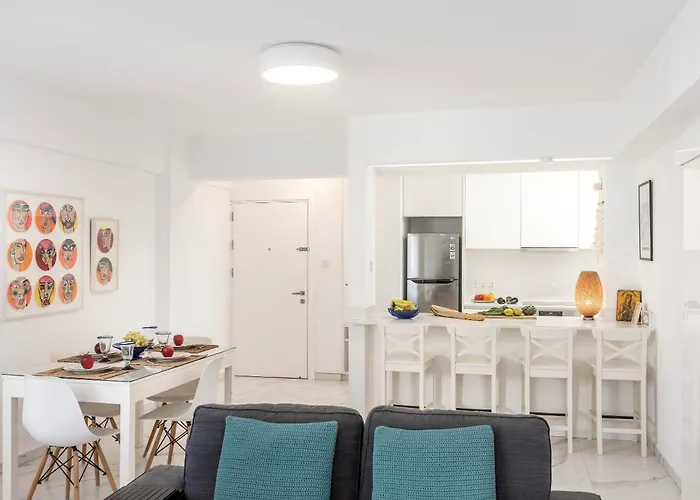 Mackenzie Leo Seafront Lejlighed