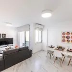 Apartment Mackenzie Leo Seafront Larnaca