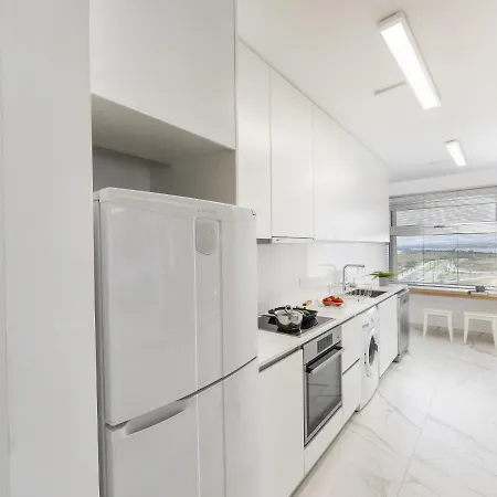 Mackenzie Leo Seafront Apartment Larnaca