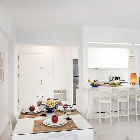 Mackenzie Leo Seafront Apartament Larnaca